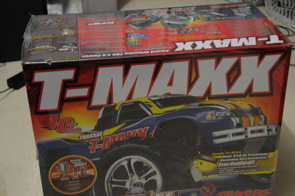 JUAL TRAXXAS REVO 3.3 engine Remote TQi READY