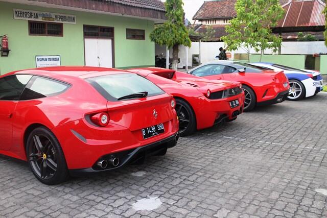 Poto Poto Event Ferari Java Rally