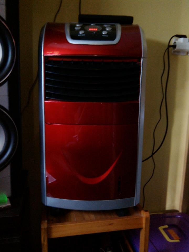 Air Cooler (Kipas Angin) G-8 Great Warna Merah, Kondisi Gress