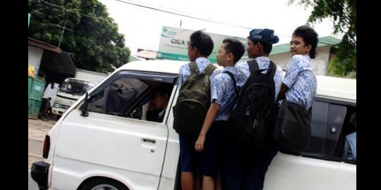 Miris! Kenapa Anak Sekolah Harus Alami Hal-Hal Ini?