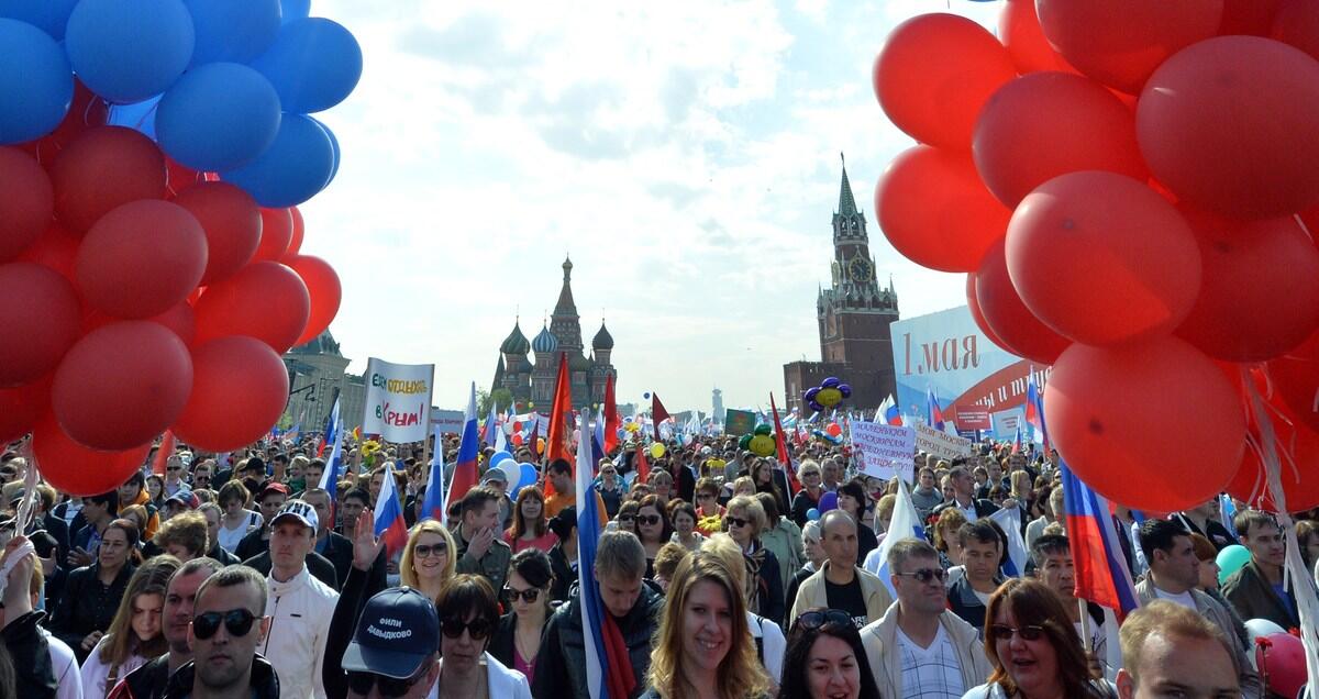Первое мая в мире. Первомай на красной площади. Демонстрация 1 мая в России. Парад 1 мая Москва. Демонстрация к празднику.
