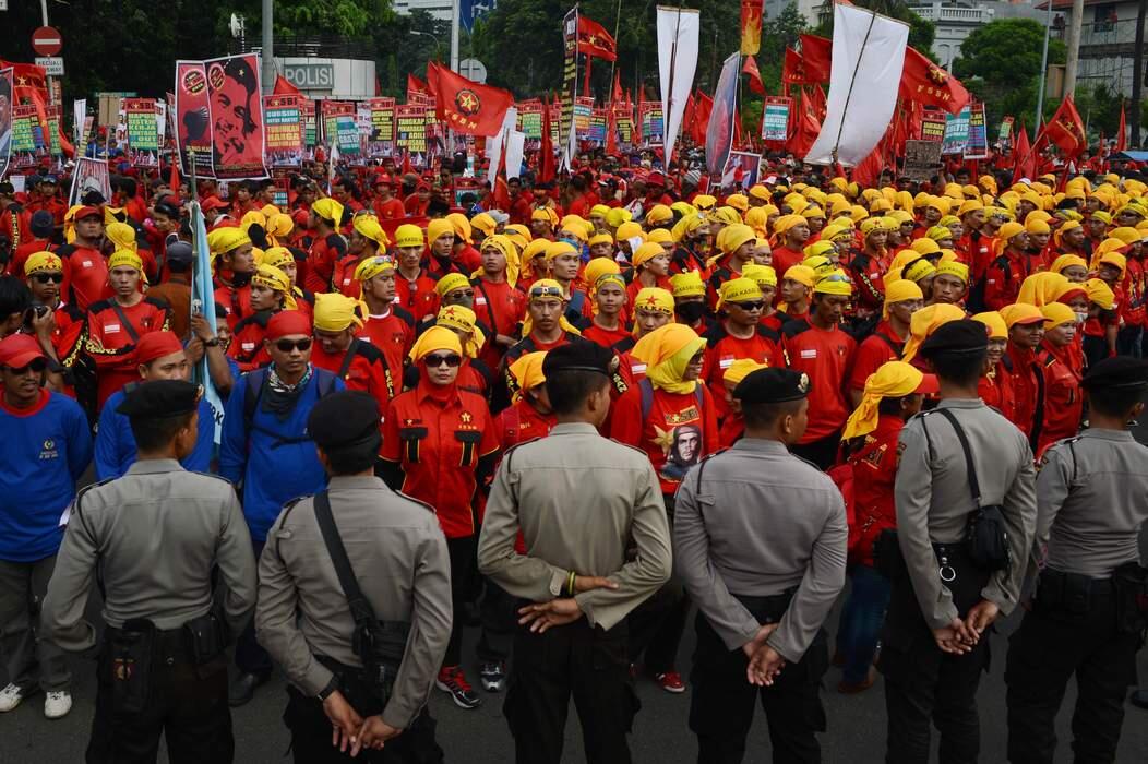 Galeri Foto Memperingati Hari Buruh (May Day 2014) dari Berbagai Negara