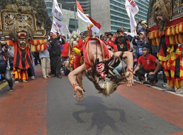 Galeri Foto Memperingati Hari Buruh (May Day 2014) dari Berbagai Negara