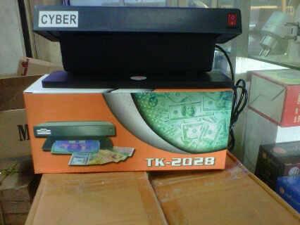 alat deteksi uang palsu/money detector, alat deteksi uang palsu