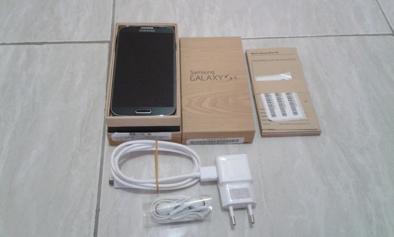 Terjual Jual HP Samsung GAlAXY NOTE III 32GB Rp.1,600.000 