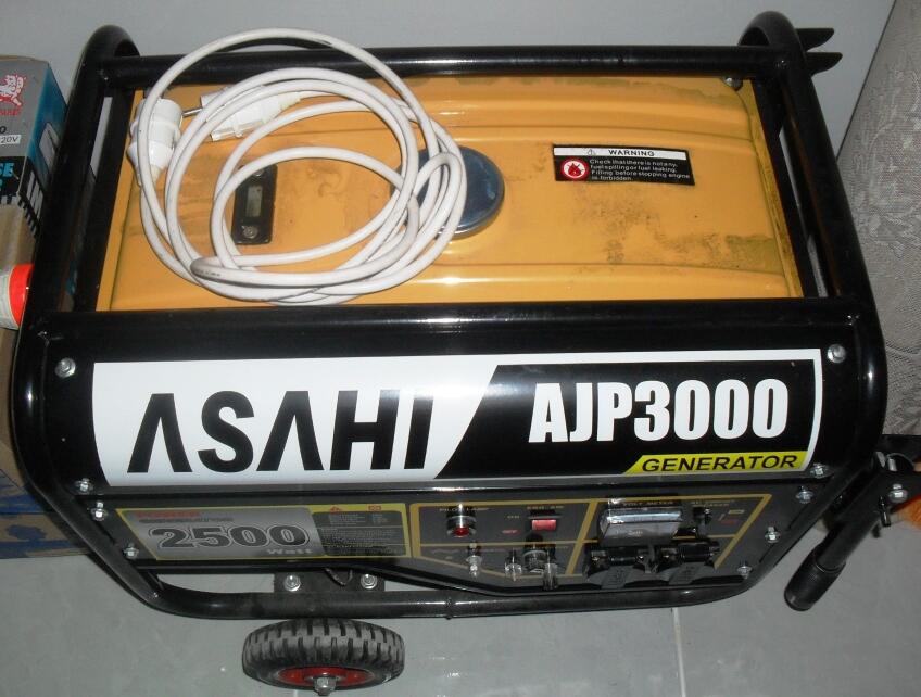 Genset 2500VA Mulus Mantap