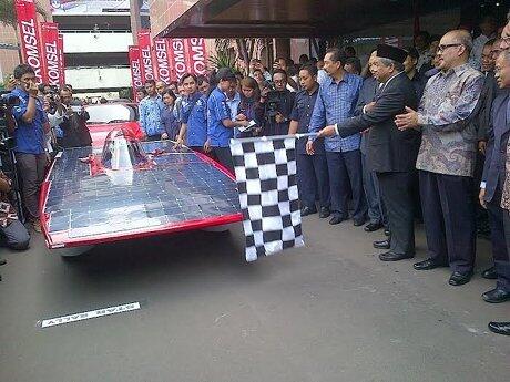 Pakai Pelat Nomor 'UJI COBA' Mobil Listrik ITS Mulai Dites