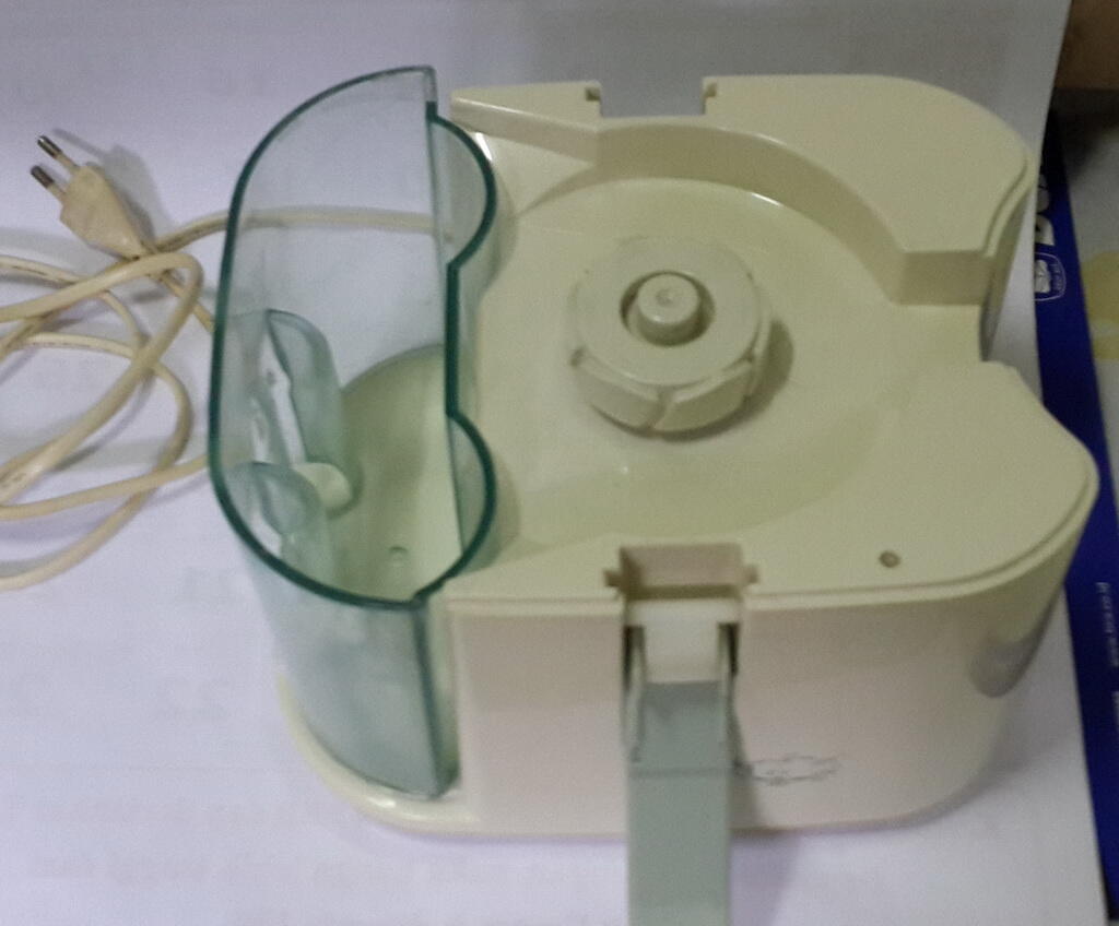 Jual Philips Juicer HR2826