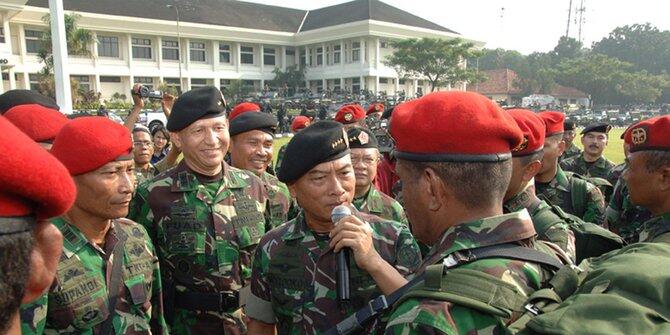 PANGLIMA SIDAK... MARINIR DAN KOPASSUS PUN KALANG KABUT