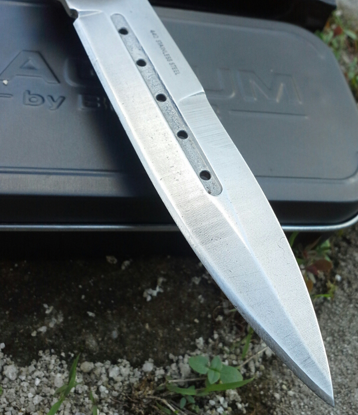 Magnum Boker Knife/Pisau
