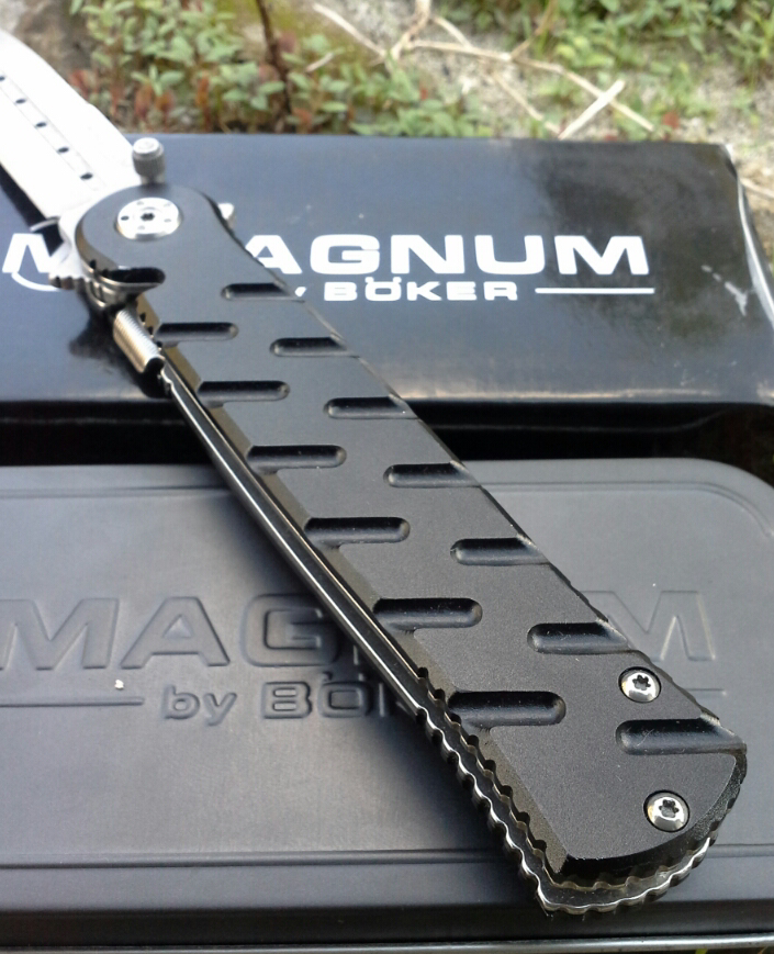 Magnum Boker Knife/Pisau