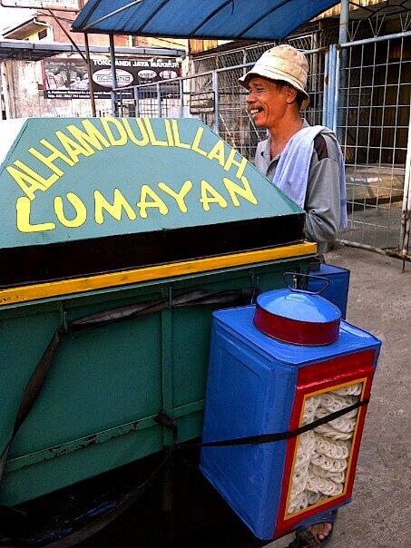 Pekerjaan yang udah jarang kita ditemui