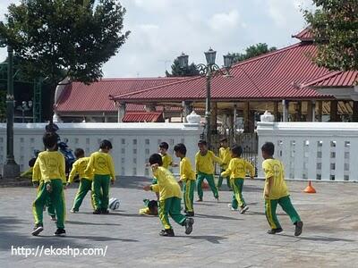 Tragis Ngeliat Pendidikan Indonesia