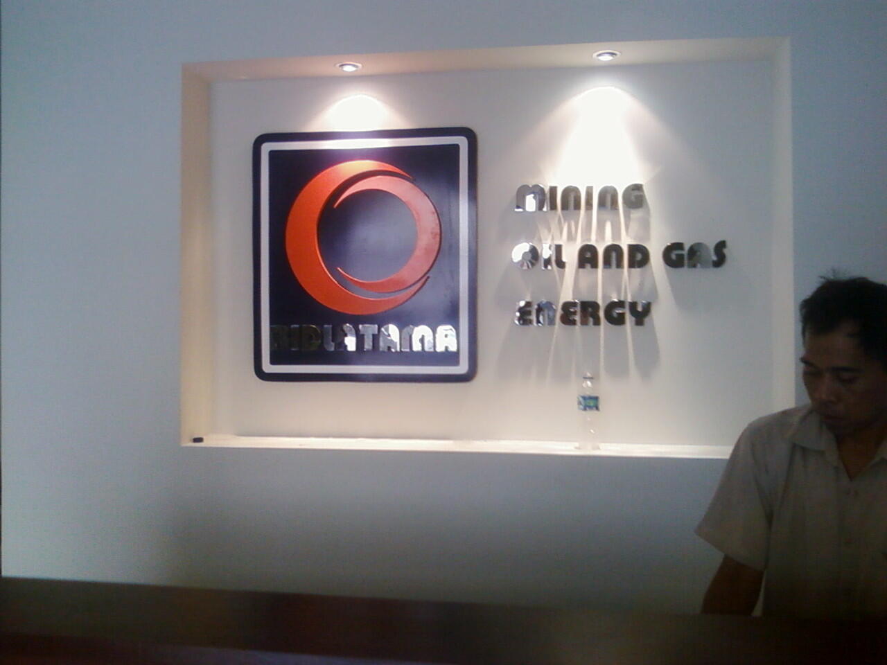 JASAPEMBUATANSIGNAGE,BILLBOARD,NEONBOX,NEON/PYLONSIGN,LETTER TIMBUL,PAJAK REKLAME