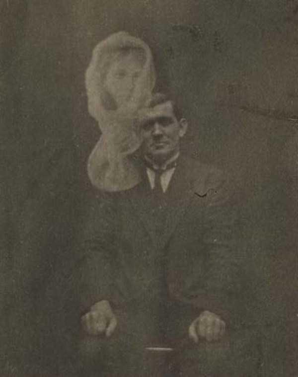 Kenapa bisa menjadi agak menyeramkan begini ???