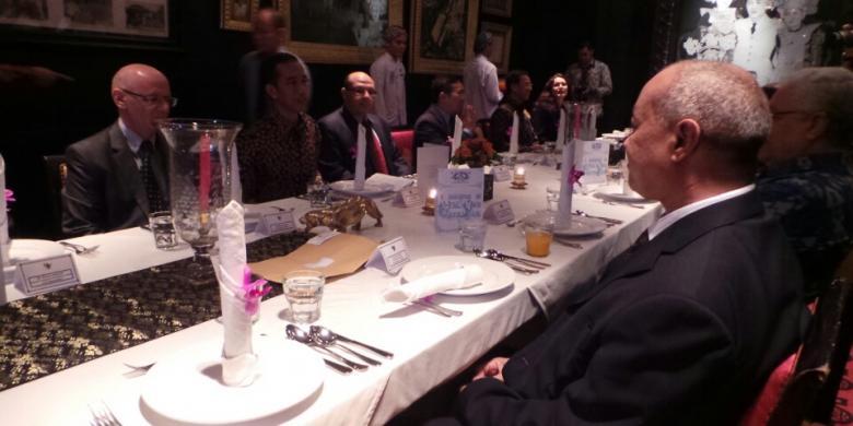 Hangatnya Makan Malam Jokowi dengan Dubes Timur Tengah