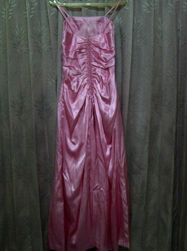 Gaun Pesta Pink Panjang