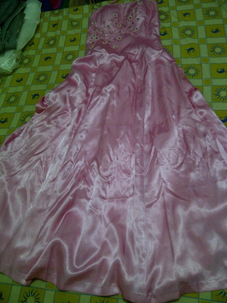 Gaun Pesta Pink Panjang