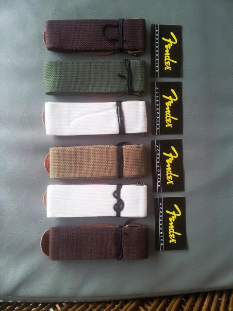 Terjual Strap Guitar Gitar Bass Fender dan Strap Guitar 