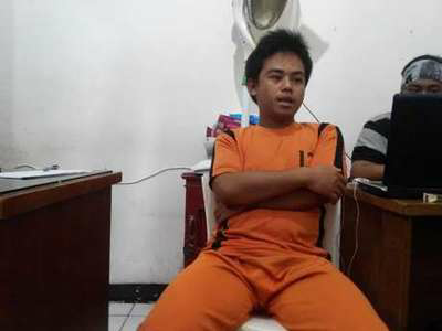 (up date) Polisi : 110 Bocah Mengaku Korban Predator 'Sodom' Emon !!!