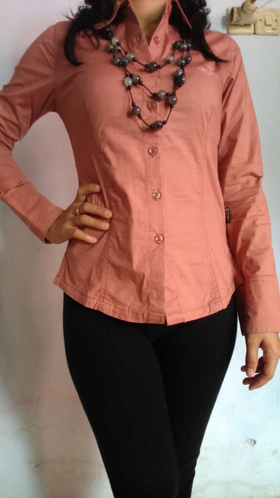 dress,mini dress,kemeja kerja,rok kerja,blezer,jaket,atasan serba second..
