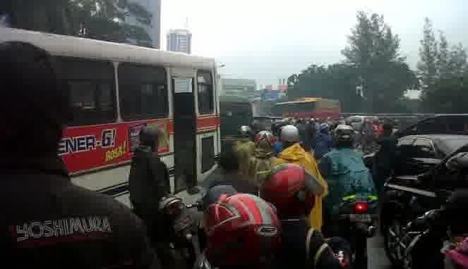 Es Kutub Terus Mencair, Jakarta Terancam Tergenang