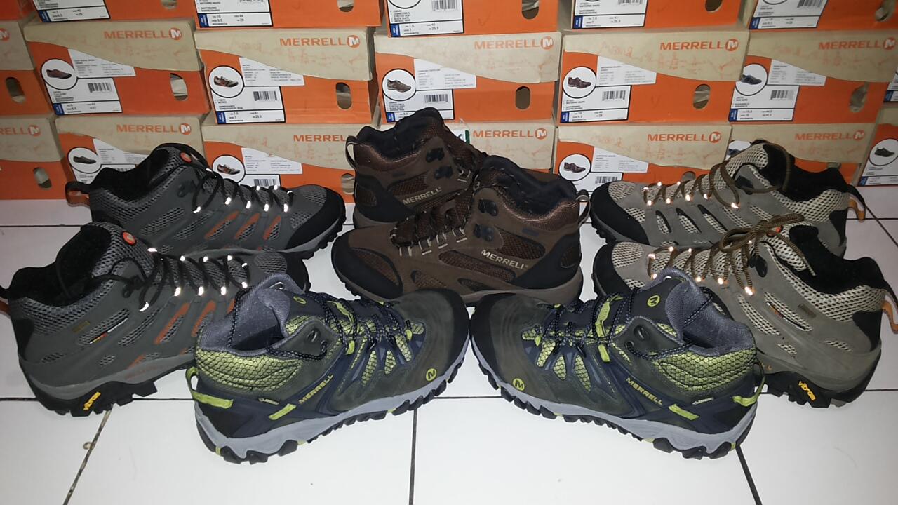 Terjual Merrell Vibram Goretex Salomon 100% Original Stuff 