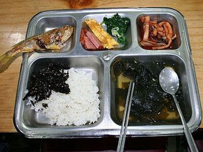 Intip Menu Makan Siang Para Pelajar Sekolah di Berbagai Negara