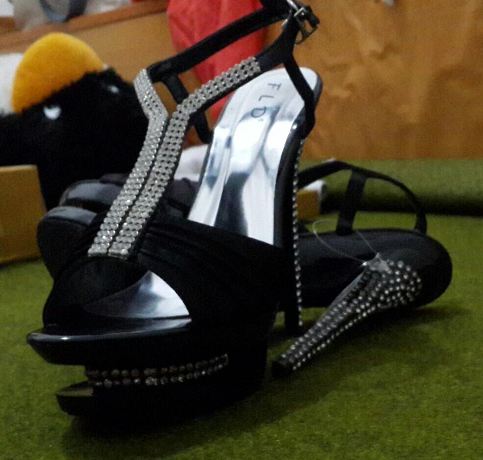 ##Preloved G@rage S@le##Branded Impor Heels.LOW PRICES!!