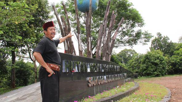 Mengenal sosok Babeh Idin