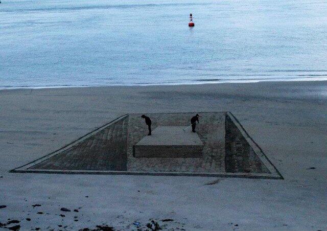 Melukis 3D di Atas Pasir