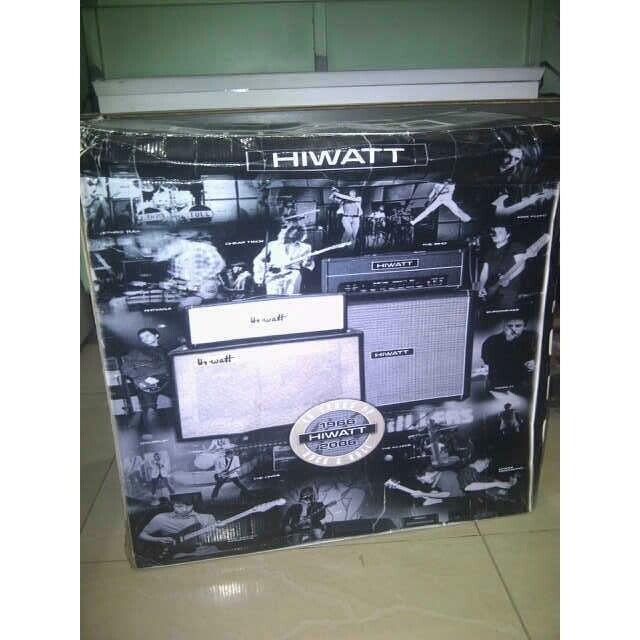 Jual amply gitar dan bass merk hiwat