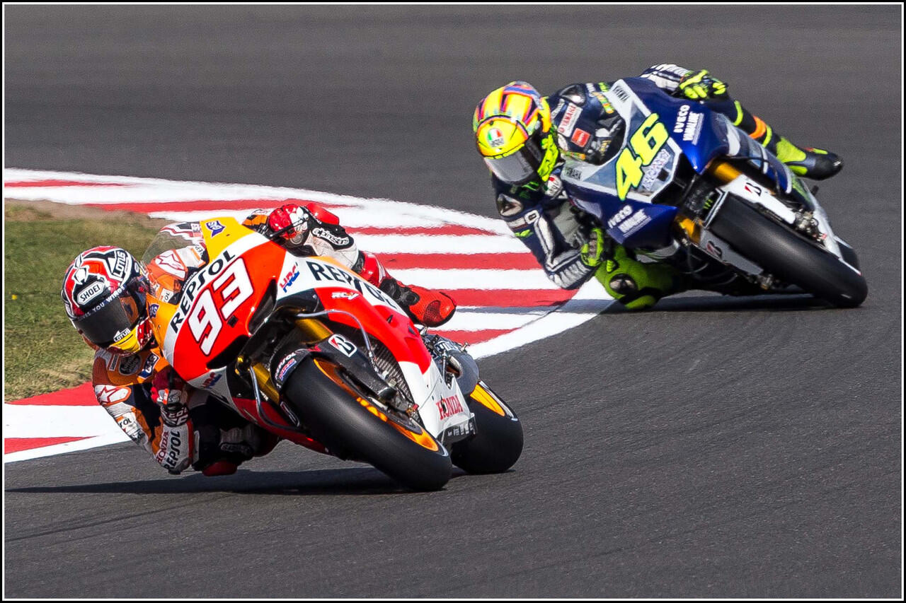 kumpulan foto-foto Marc Marquez ( Juara Dunia MotoGP 2013 )