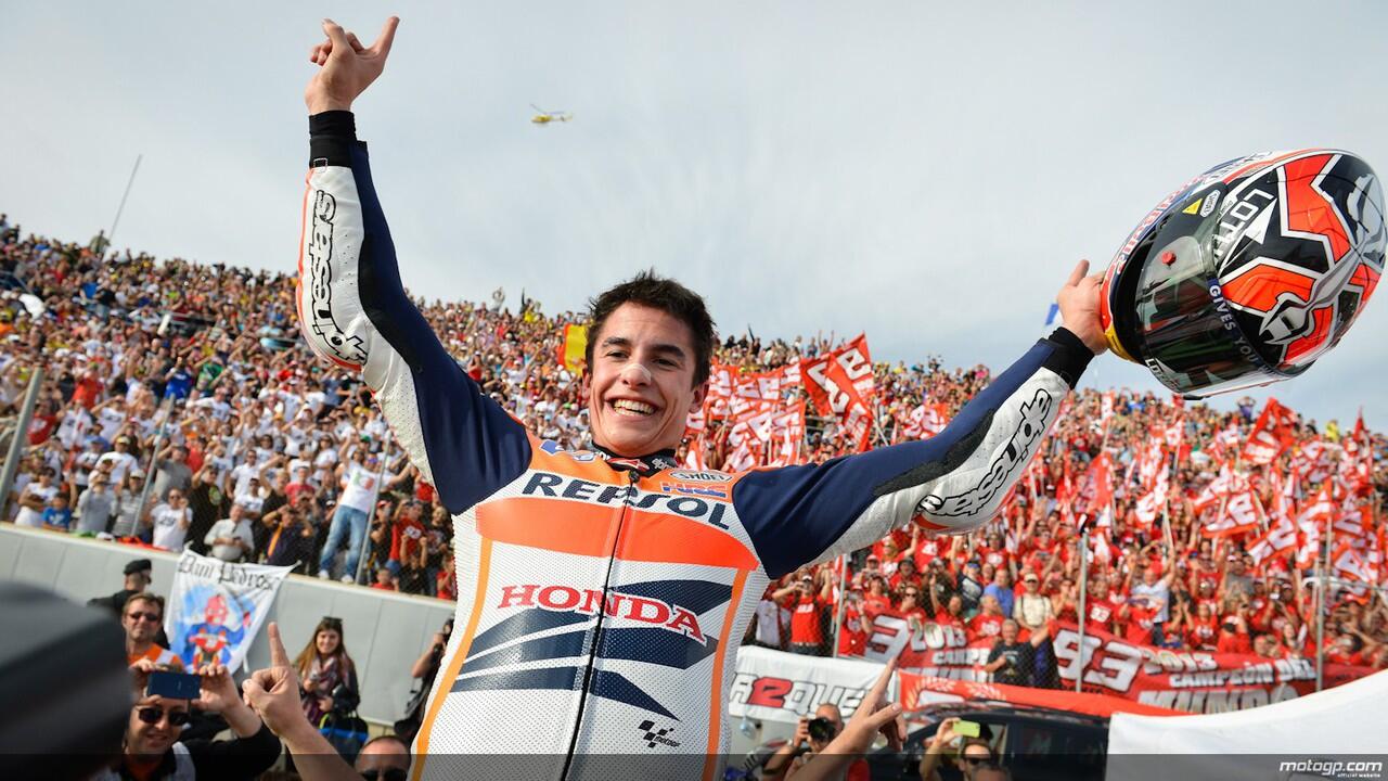 kumpulan foto-foto Marc Marquez ( Juara Dunia MotoGP 2013 )