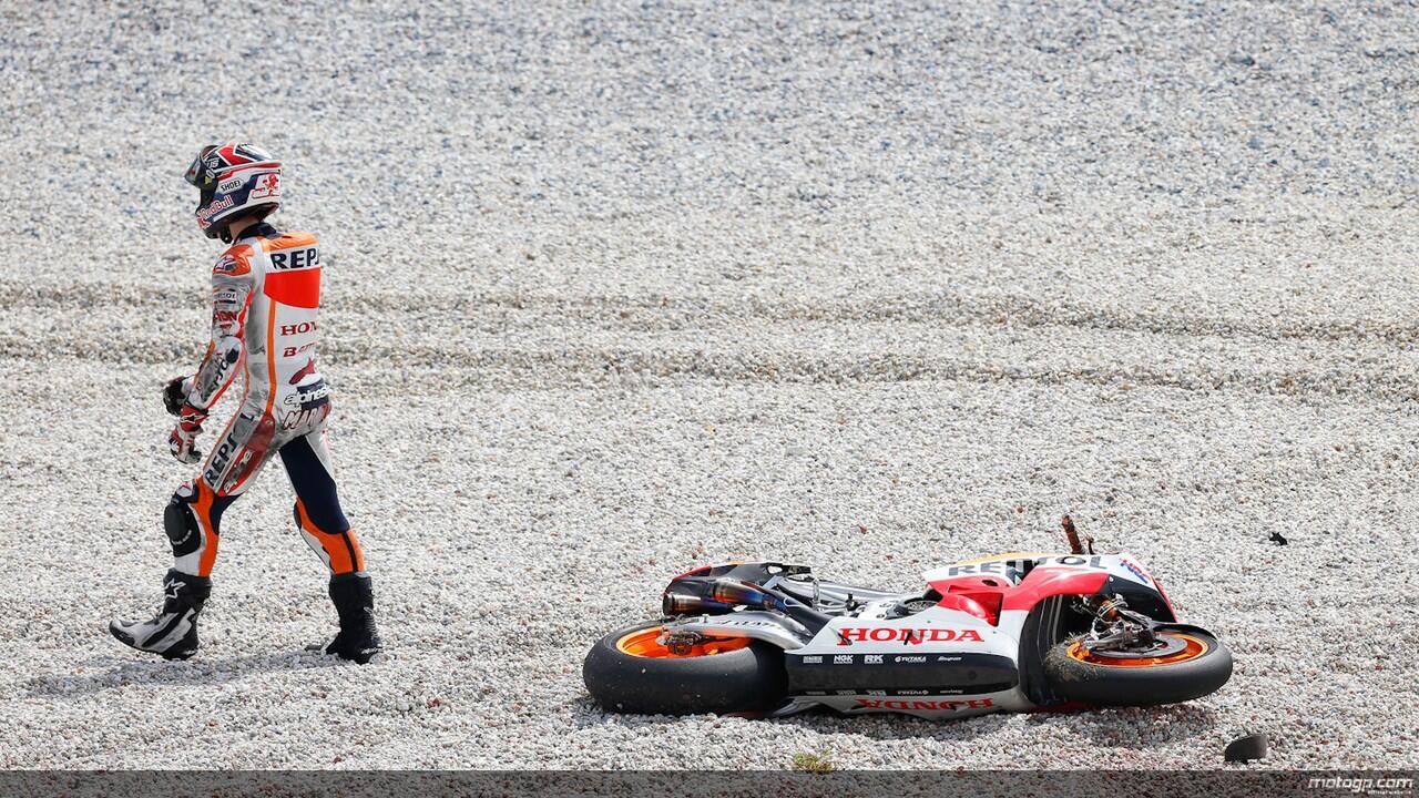 kumpulan foto-foto Marc Marquez ( Juara Dunia MotoGP 2013 )