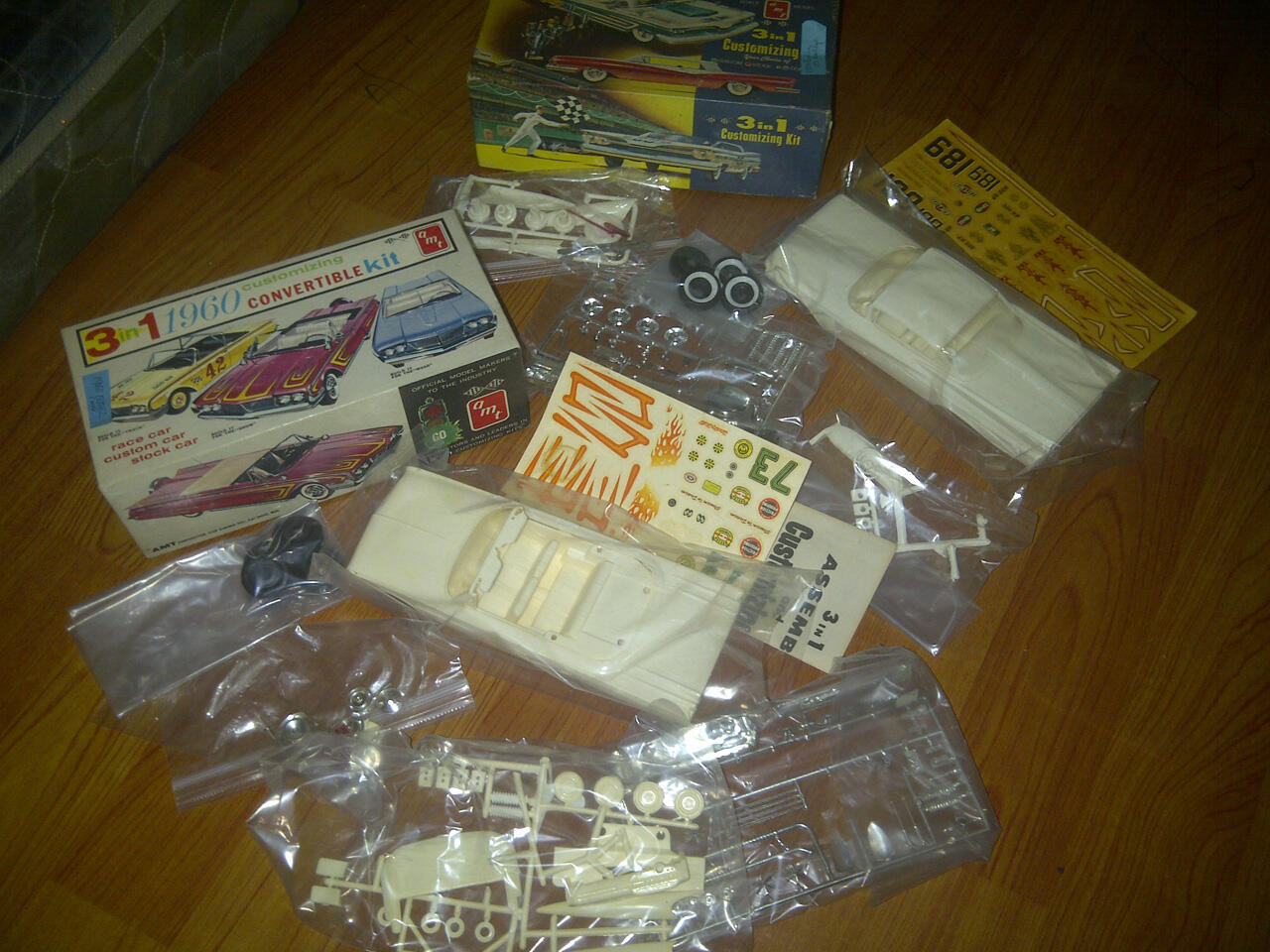 JUAL PAKETAN MODEL KIT AMT STOCK LAMA
