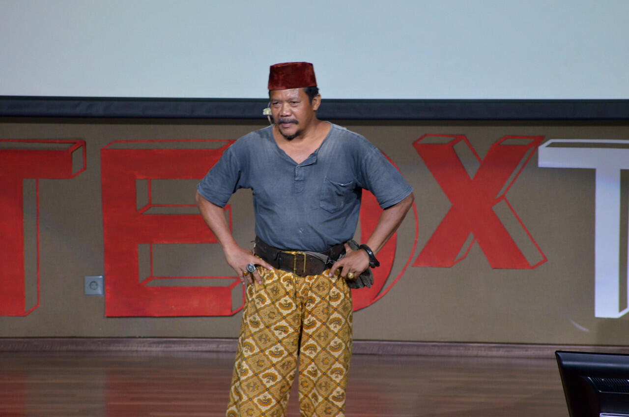 Mengenal sosok Babeh Idin
