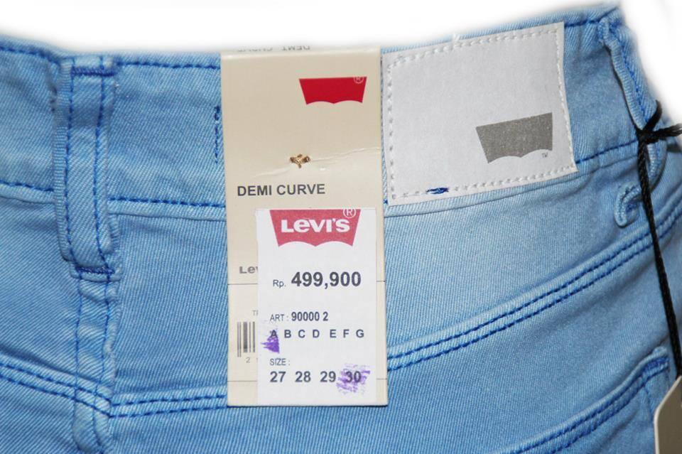 LEVIS Demi Curve - softjeans - grade A