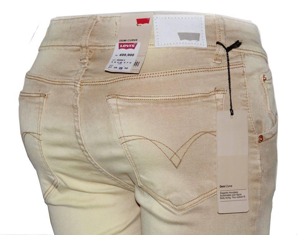LEVIS Demi Curve - softjeans - grade A