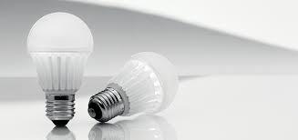 Perbandingan Daya dan Intensitas Cahaya Lampu LED dan Lampu Neon