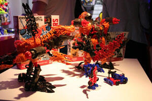 PENAMPAKAN TRANSFORMERS 4 (Transformers: Age of Extinction) DI TOYS FAIR 2014