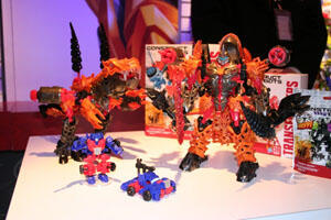 PENAMPAKAN TRANSFORMERS 4 (Transformers: Age of Extinction) DI TOYS FAIR 2014