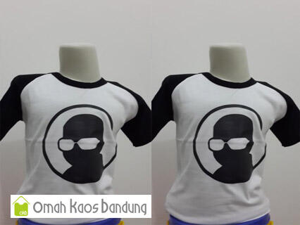 Sejarah Kaos Oblong di Indonesia