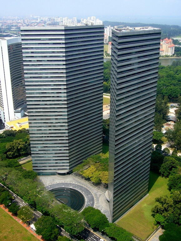 GEDUNG-GEDUNG LANGSING DAN KURUS DI DUNIA