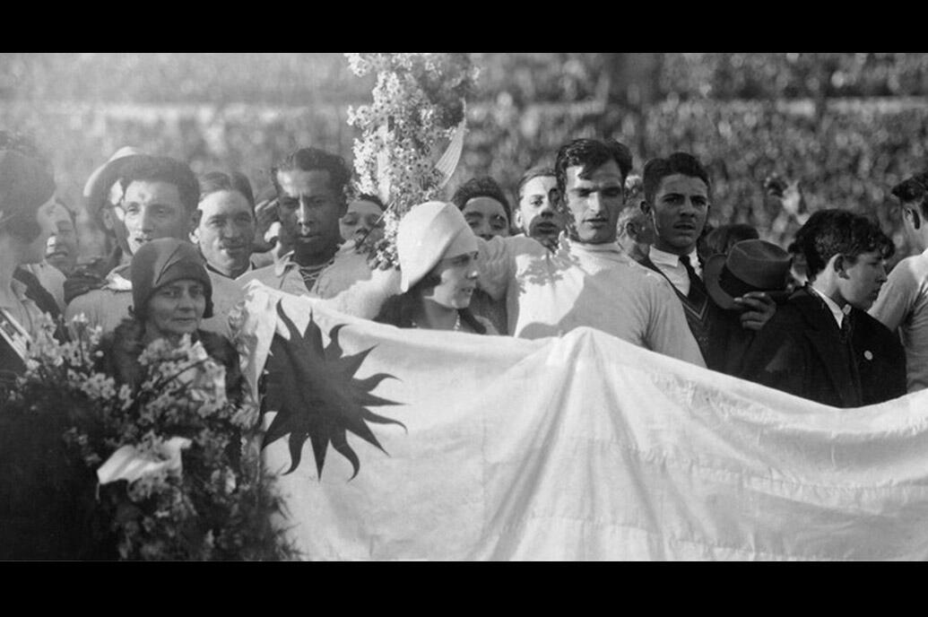 BEGINILAH DOKUMENTASI PIALA DUNIA PERTAMA