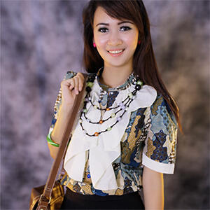 Blouse lengan pendek