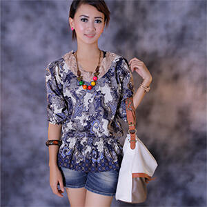 Blouse batik biru