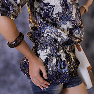 Blouse batik biru