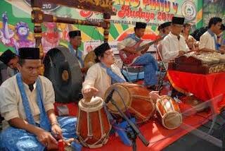 8 Budaya dan Masakan Betawi yang Unik dan Menarik