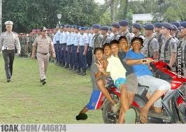 10 gambar yang Lari dari kenyataan (yg gk kuat tak usah masuk takut jadi ngiri)